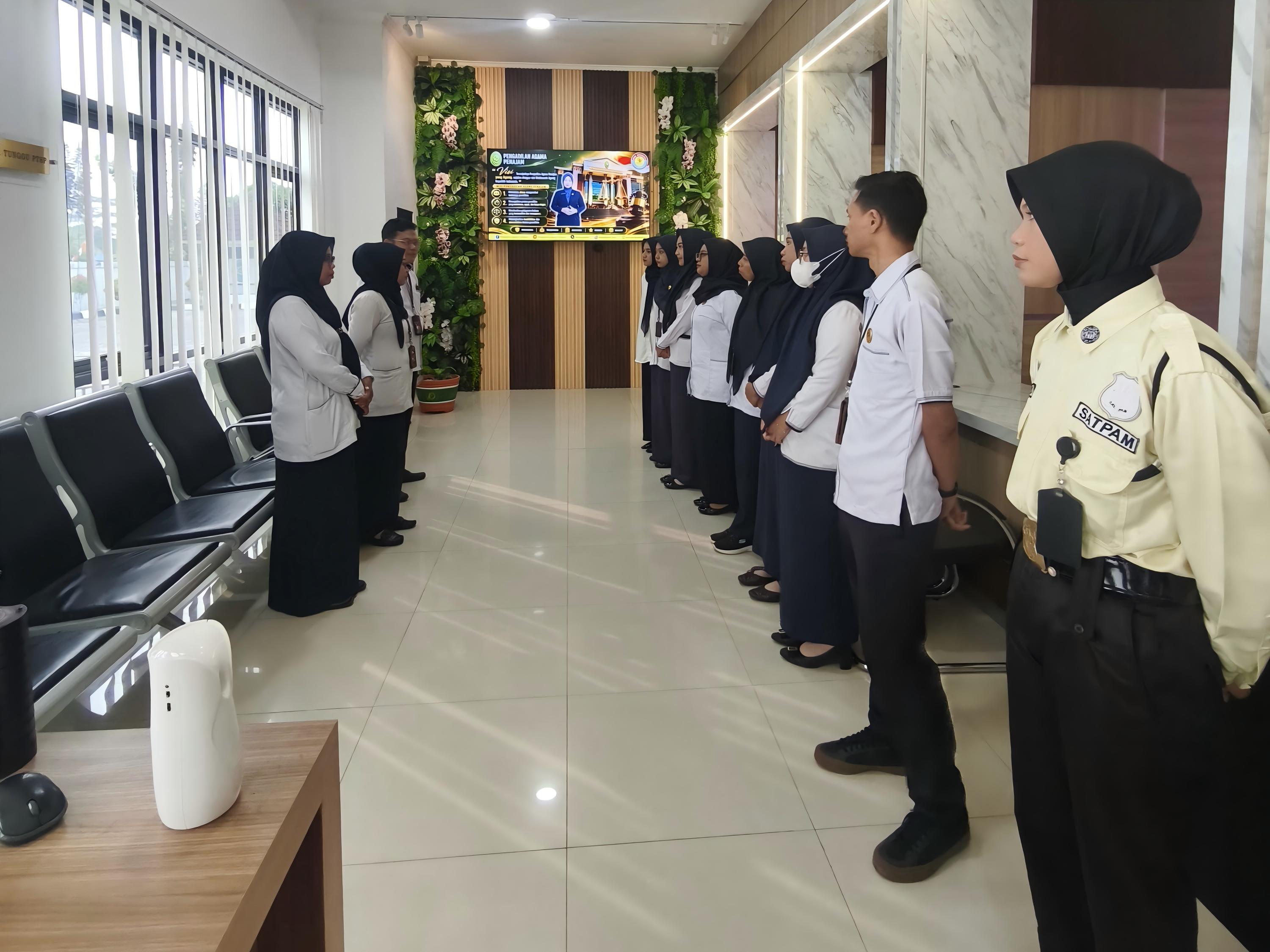 PA Penajam Laksanakan Briefing PTSP diawal Pekan bulan Oktober