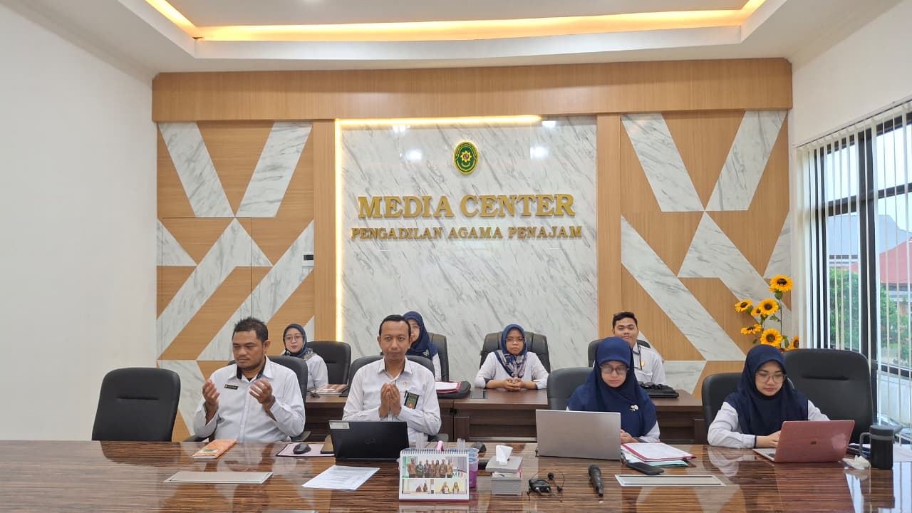 Pengadilan Agama Penajam mengikuti Kegiatan Pertemuan Rutin Sarasehan Interaktif PERISAI Episode Ke 10